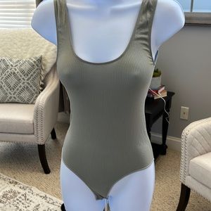 Skims tank bodysuit